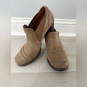 Greige/Tan Heeled Booties for Women
